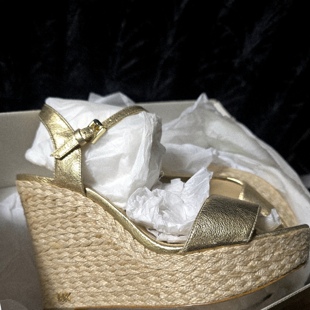 Michael Kors Jill Wedge Espadrilles – Pale Gold – Size 10 – NEW